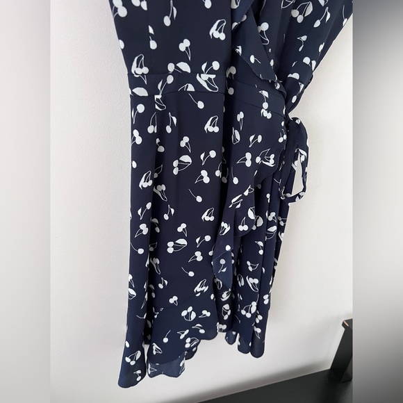 ARITZIA Sunday Best Savoy Dress - Picture 9 of 13